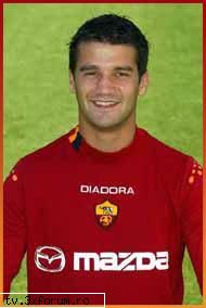 Despre Campionatul de fotbal din TV ... - El este Idolul meu .... Christian Chivu ... cam - Sport in TV